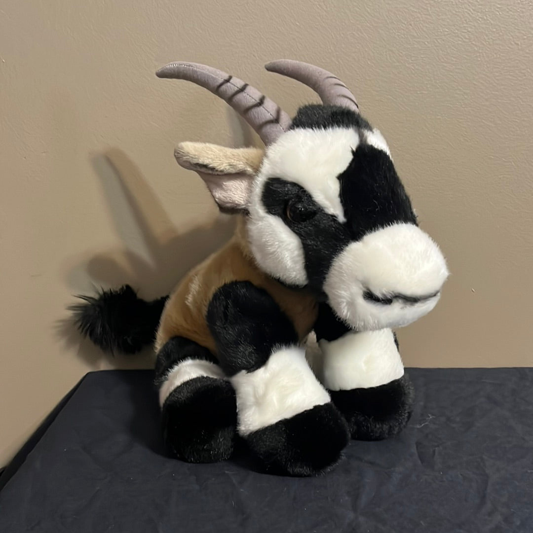 Wildlife Tree Plush Animals