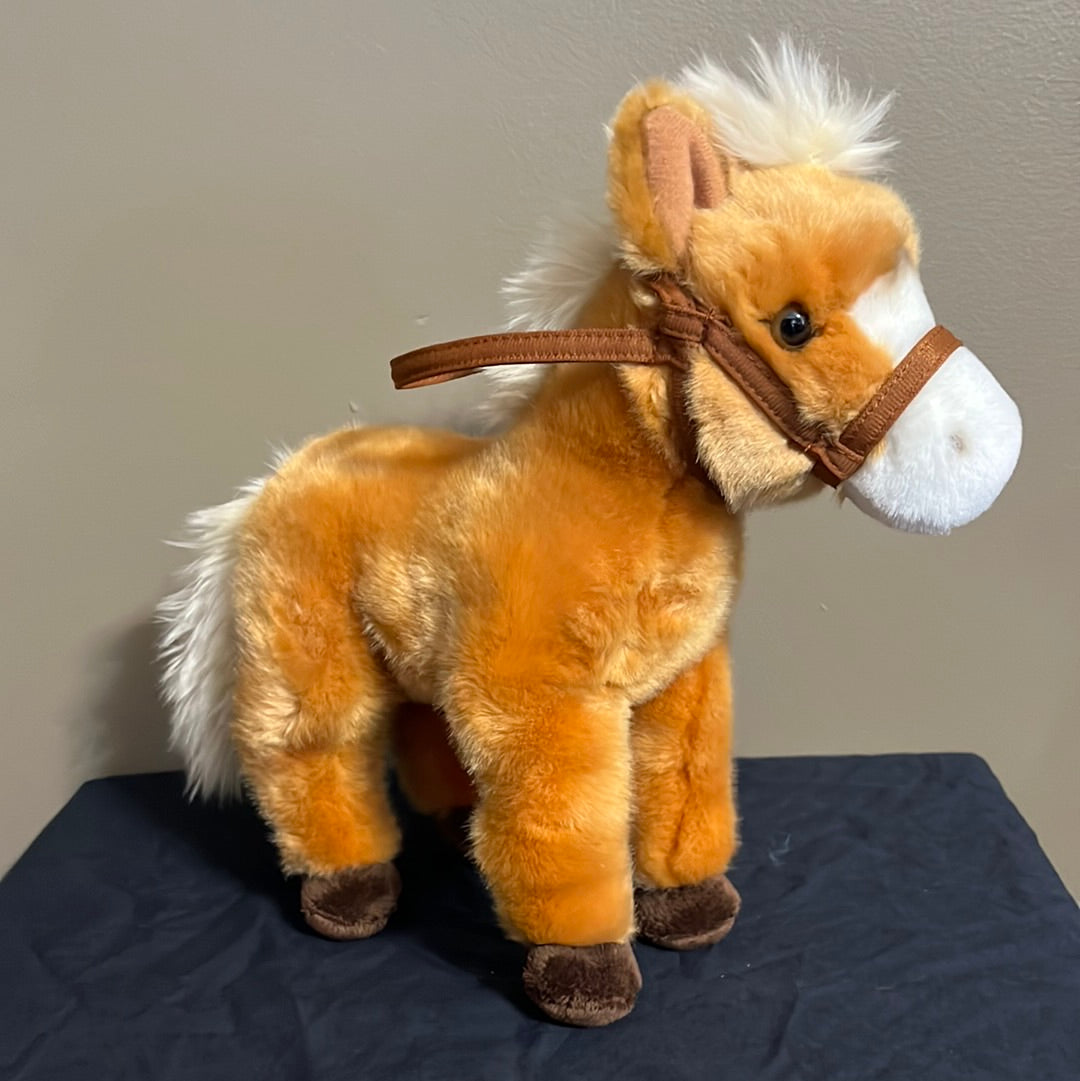Wildlife Tree Plush Animals